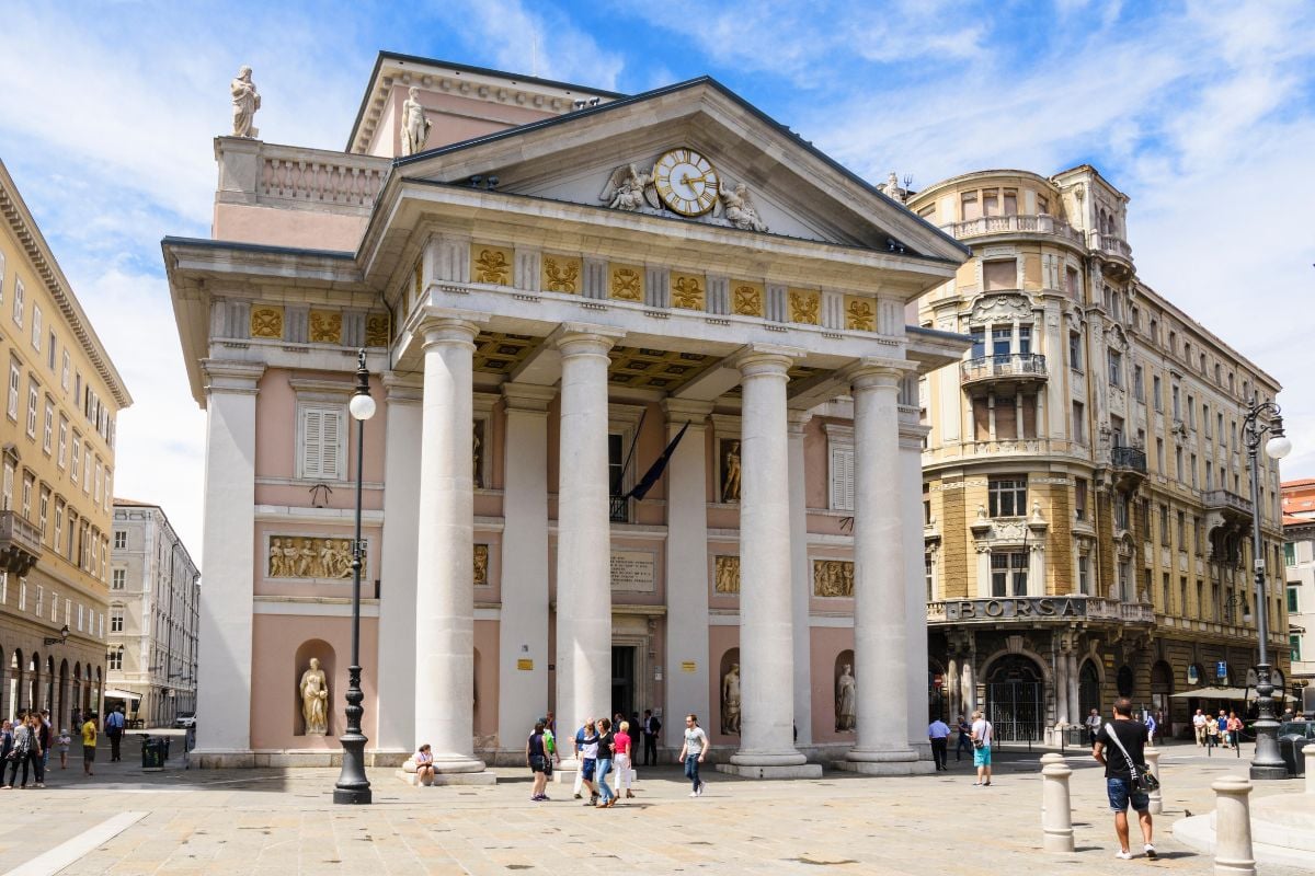 Piazza della Borsa, Trieste