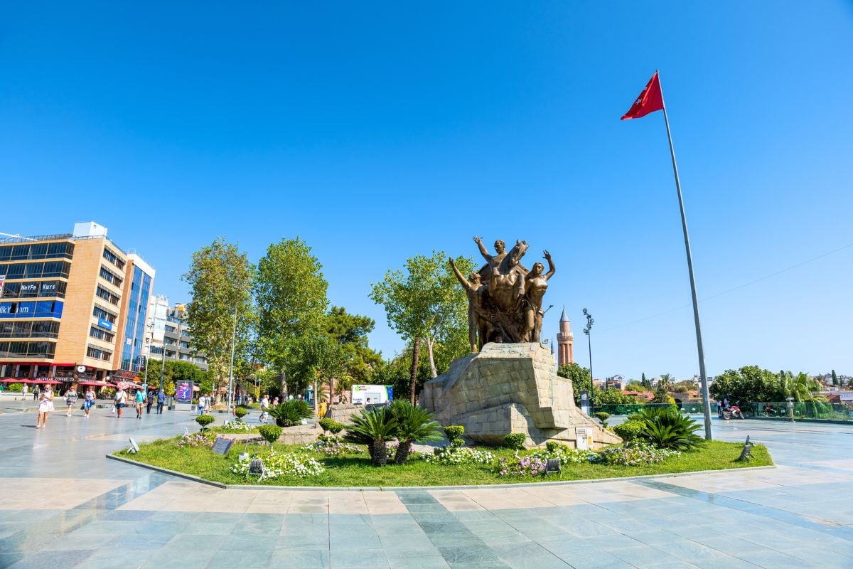 Republic Square, Antalya