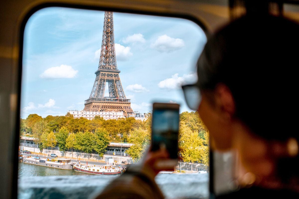 Emily in Paris tour cost