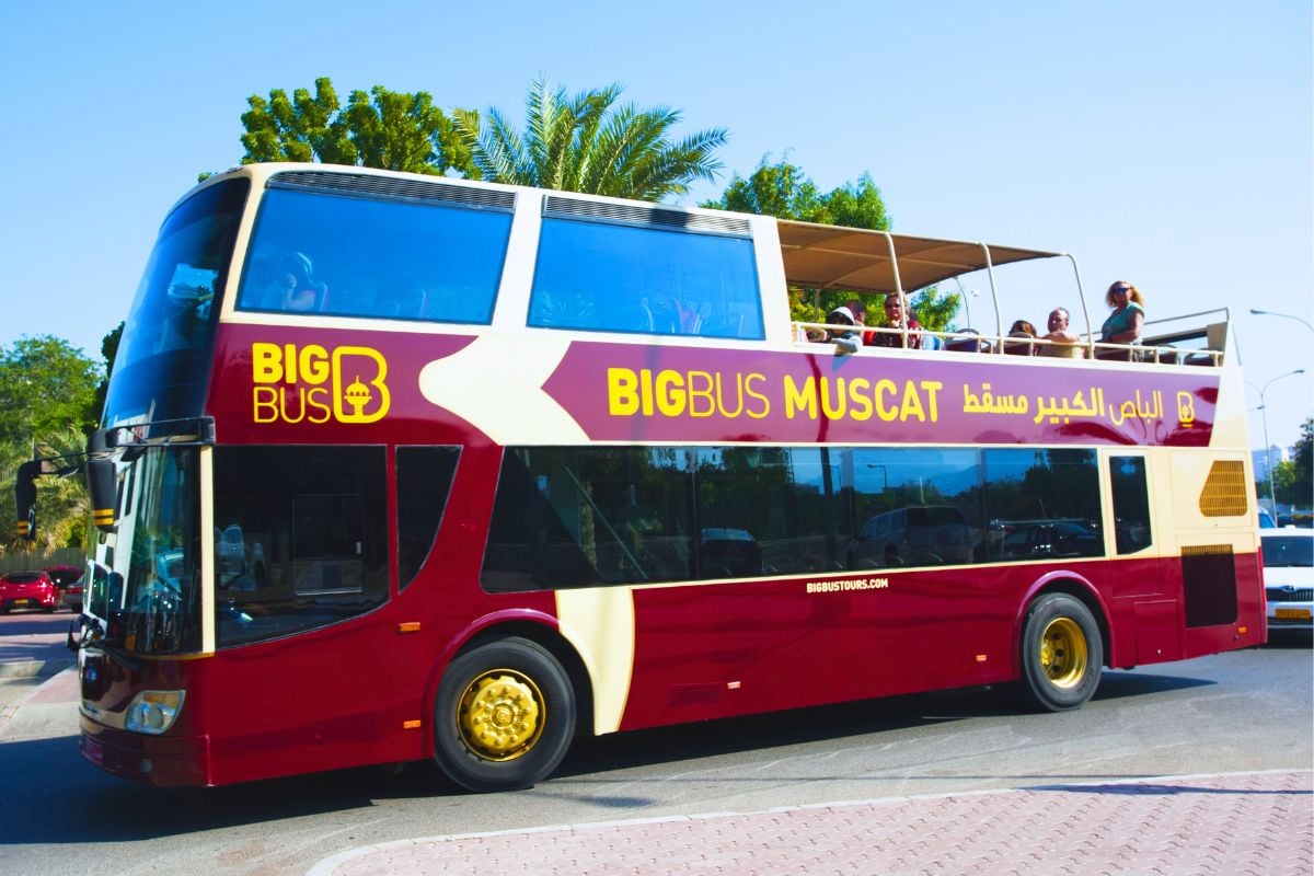 bus tours in Muscat