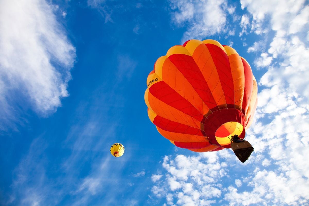 hot air balloon ride in Costa Brava