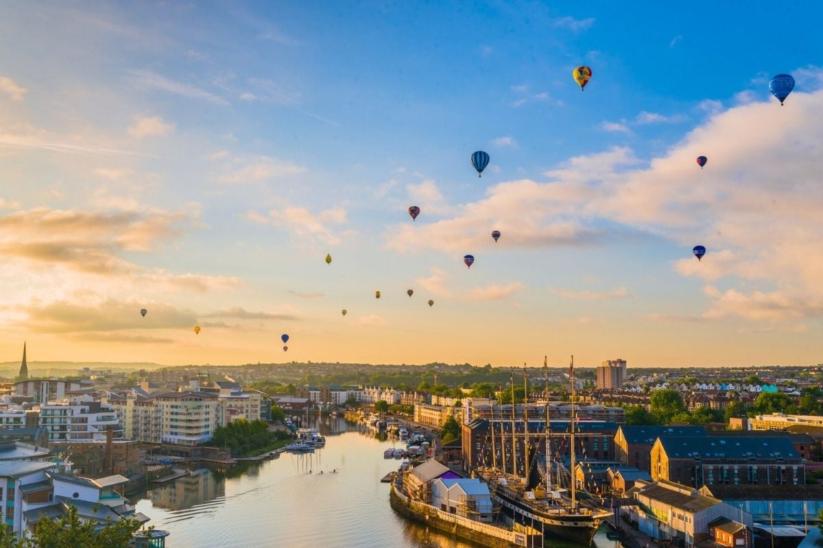 hot air balloon rides in Bristol