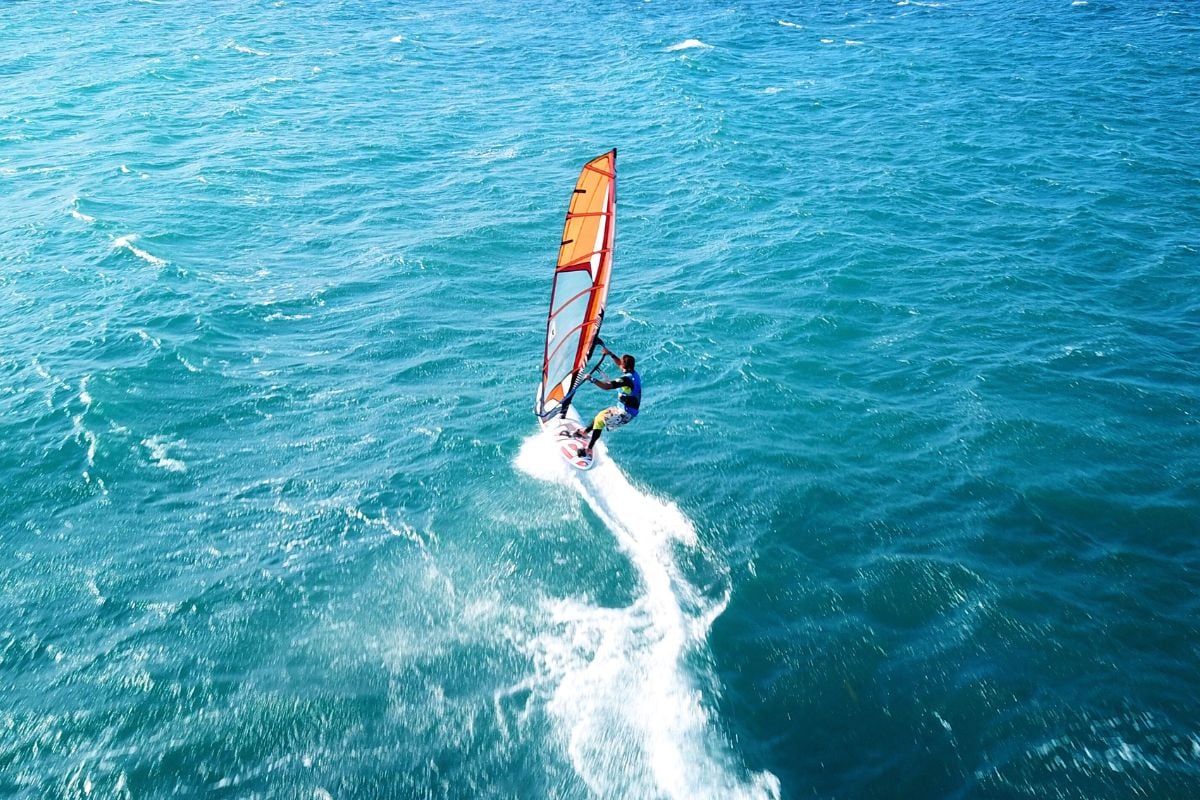windsurfing in Essaouira