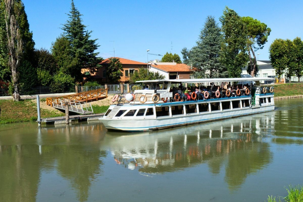Tour in barca sul fiume Brenta da Venezia a Padova