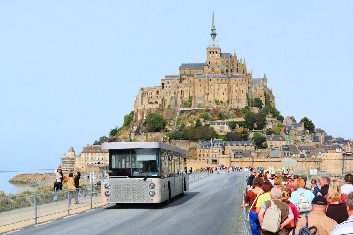 shuttle ride to Mont Saint Michel