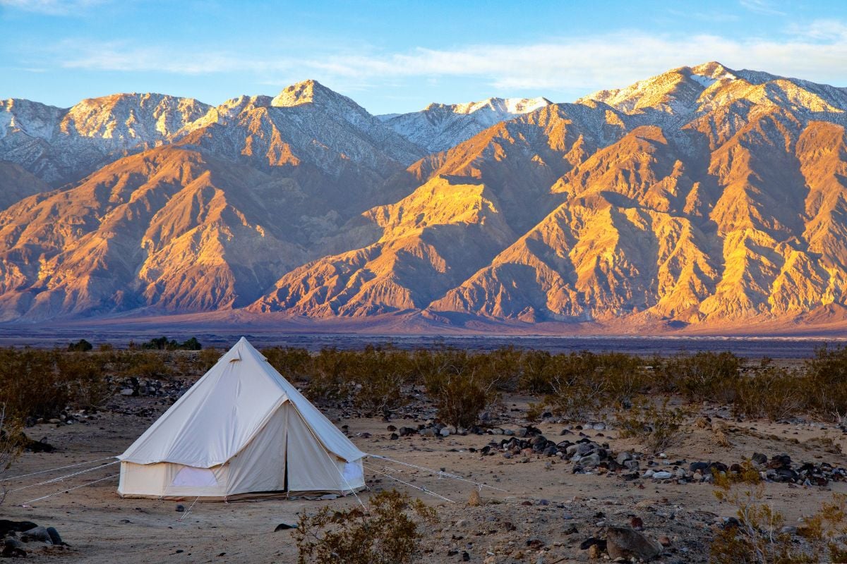 Is camping allowed in Death Valley National Park