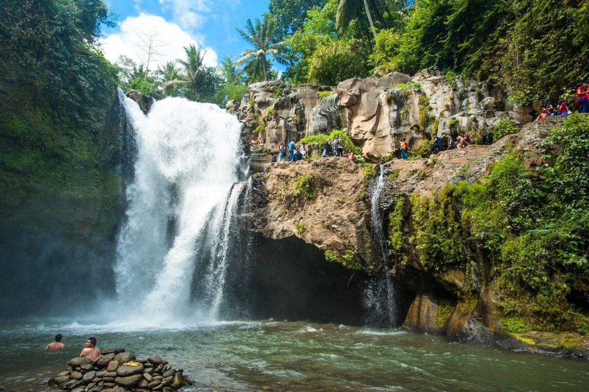 waterfall swimming in Bali