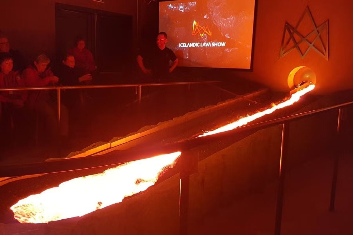 Icelandic Lava Show, Vik, Iceland
