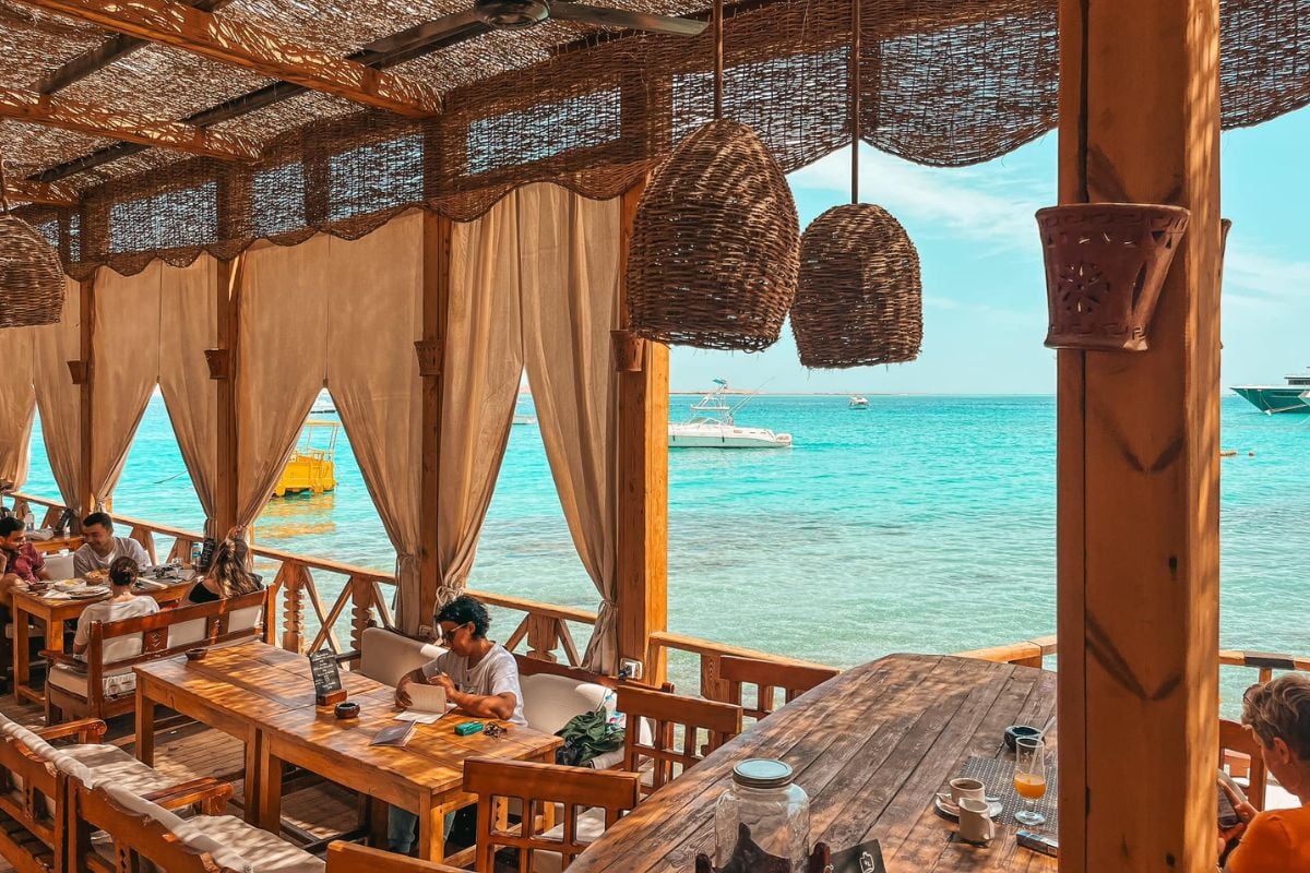 best beach bars, Hurghada