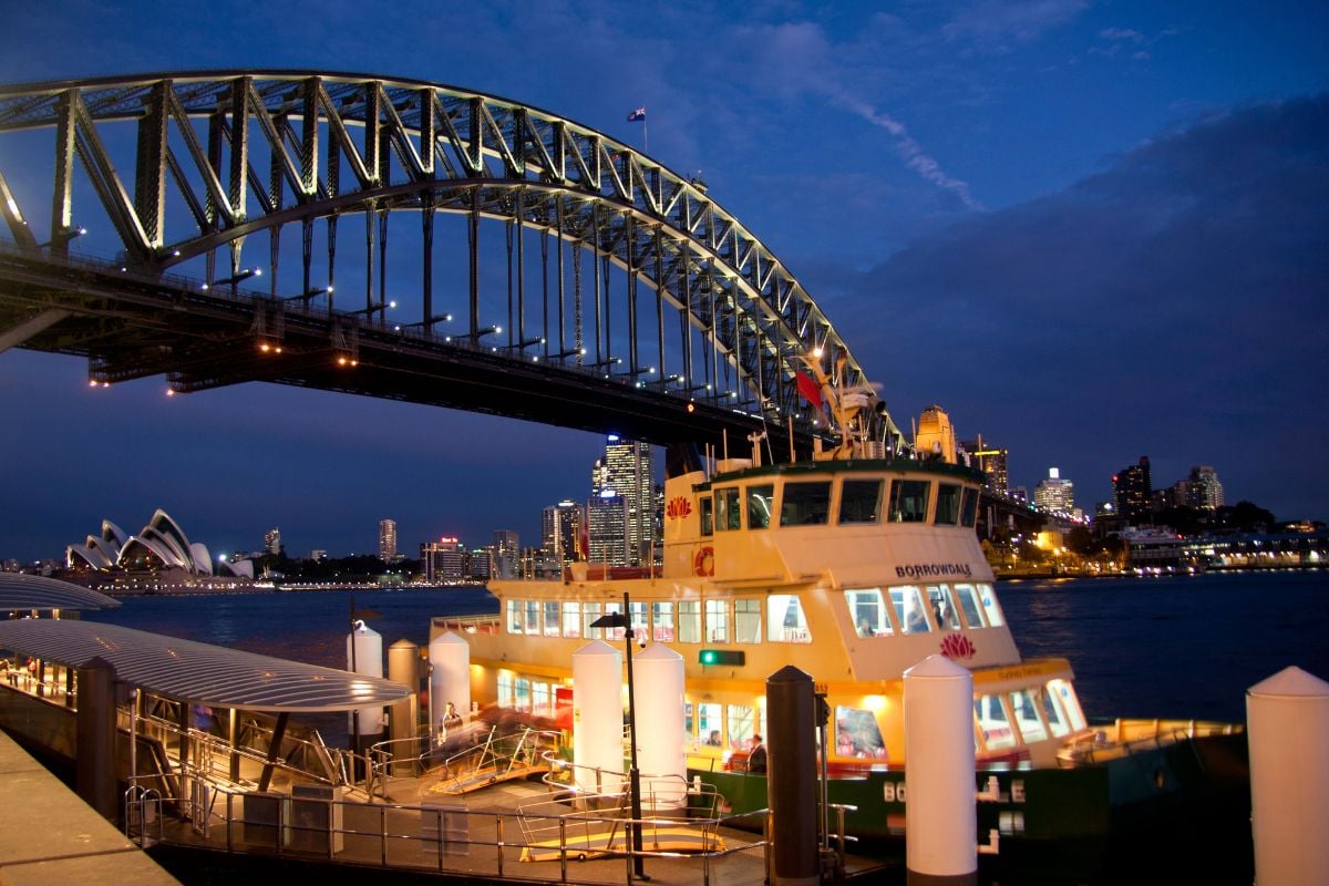 night ferry trips in Sydney