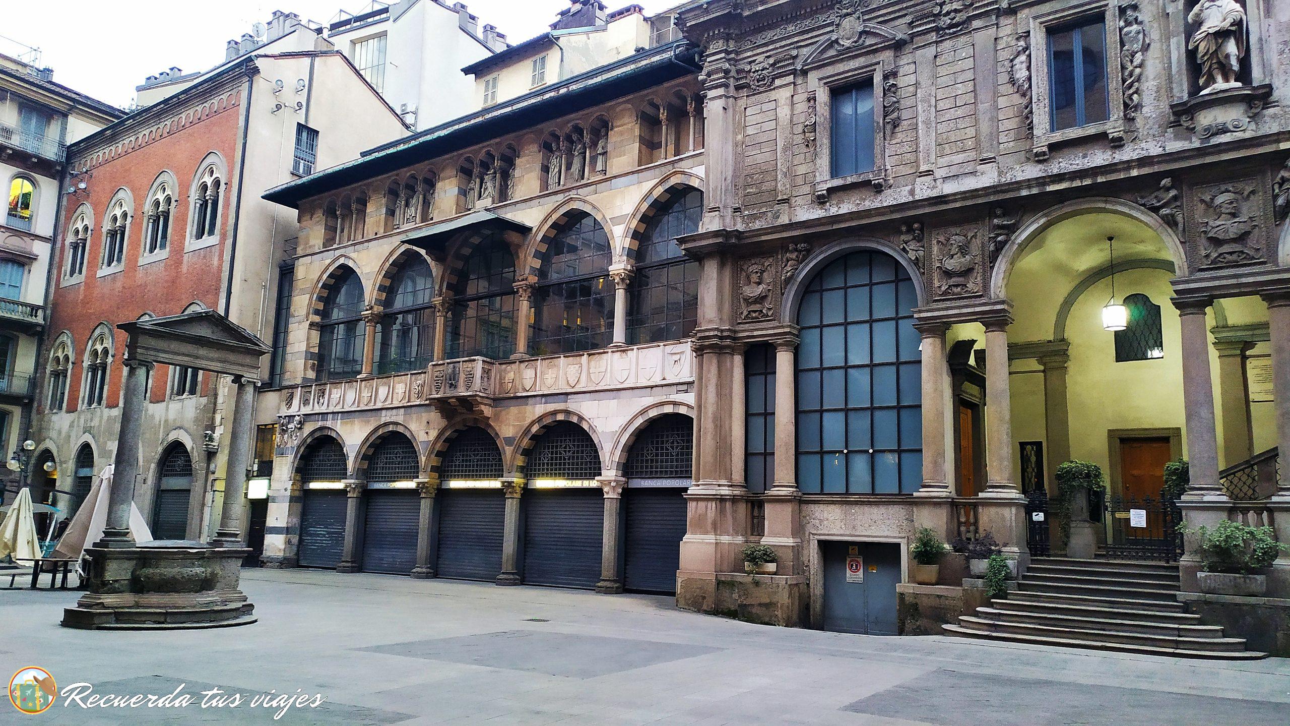 Piazza Mercanti