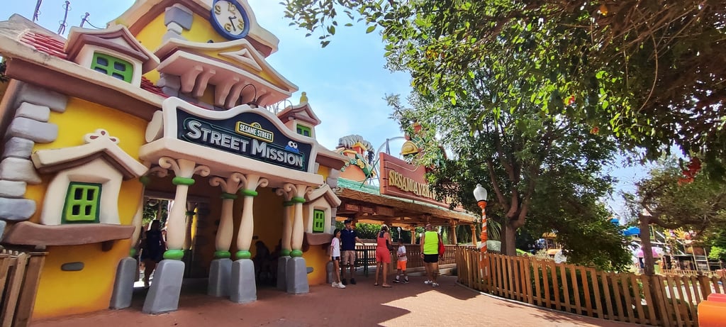 Para de Tren y acceso a Street Mission - Cuándo ir a PortAventura