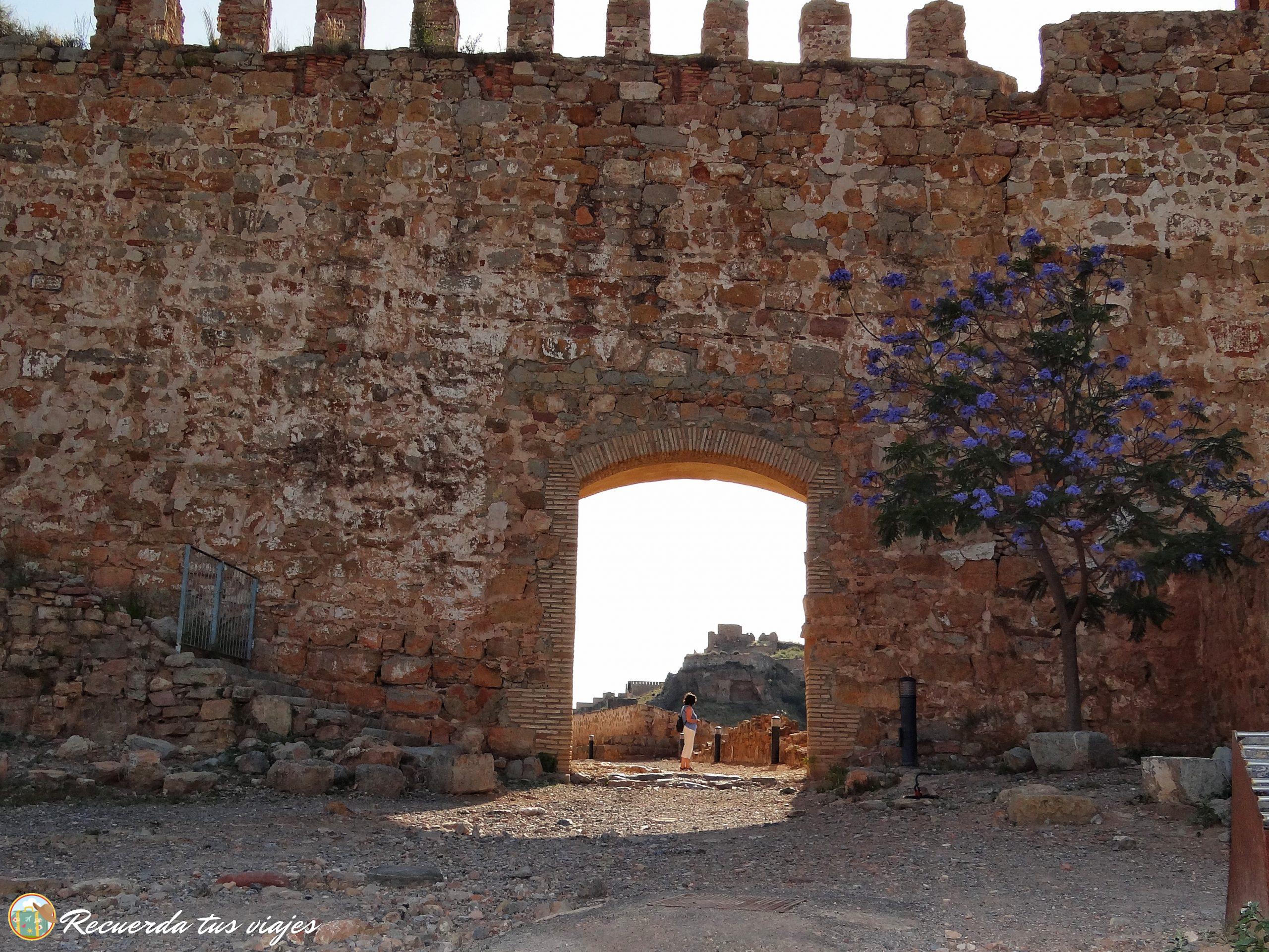 Muralla interna de la fortaleza