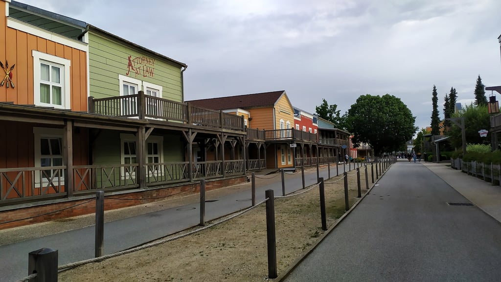 Poblado - Dónde alojarse en Disneyland París
