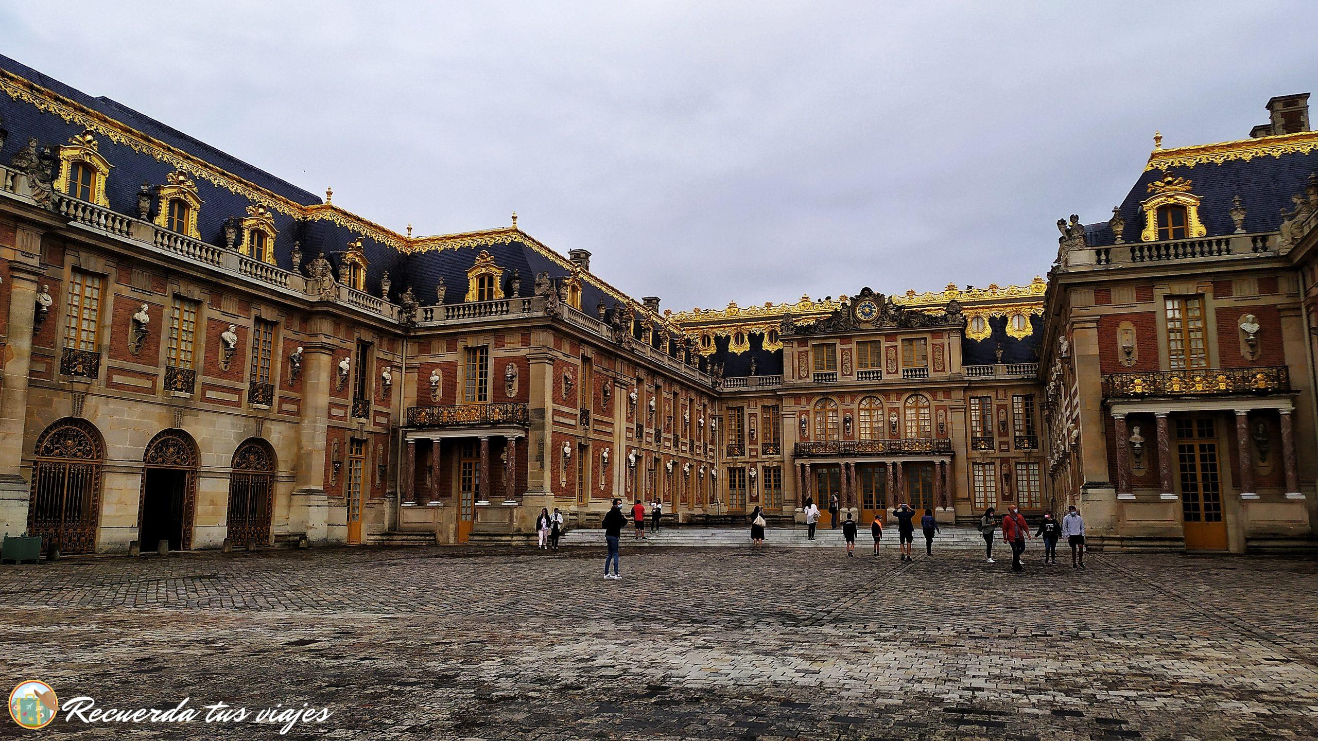 Visitar el Palacio de Versalles - Patio de Versalles