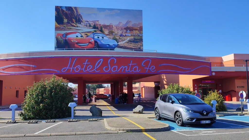 Hotel Santa Fe - Tour por el hotel Santa Fe en Disneyland París