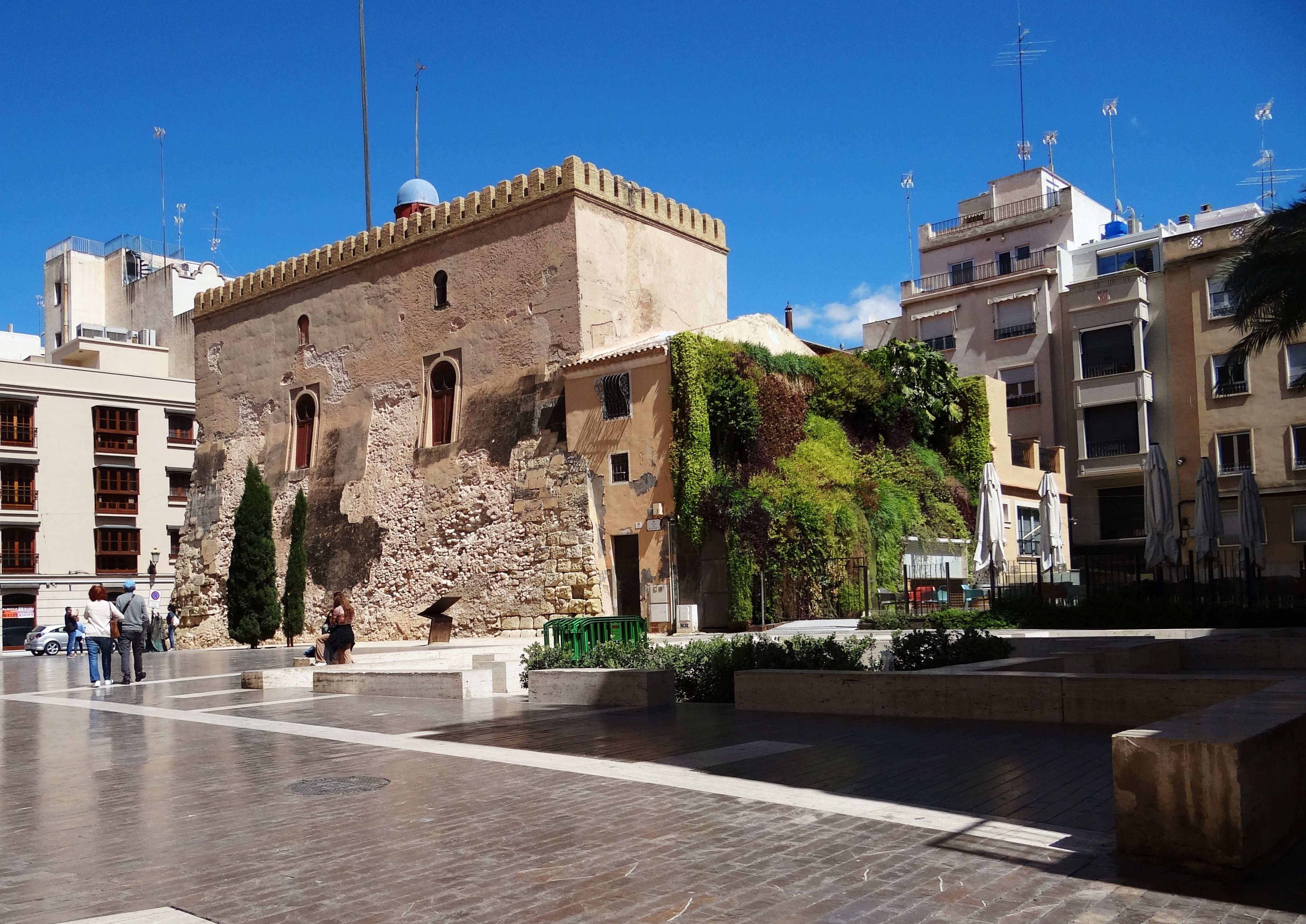 Torre de Calahorra - Visitar Elche en 1 día en familia