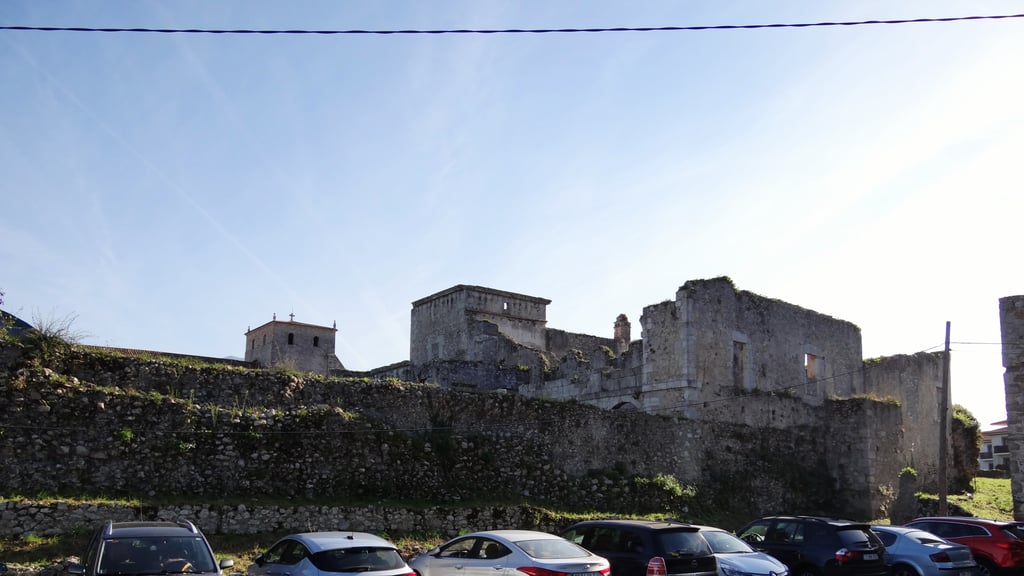 Palacio de los Duque de Estrada - Qué ver en medio día en Llanes