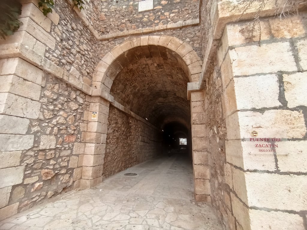 Puente de Zacatín - Visita Colmenar de Oreja en 1 día