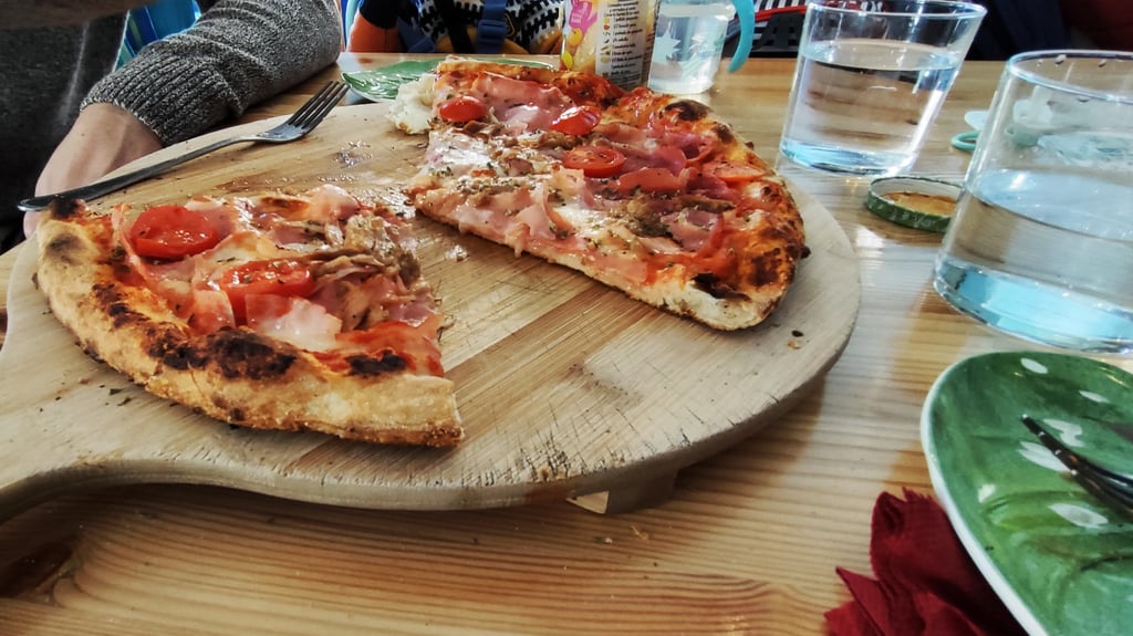 Pizza de atún y jamon york