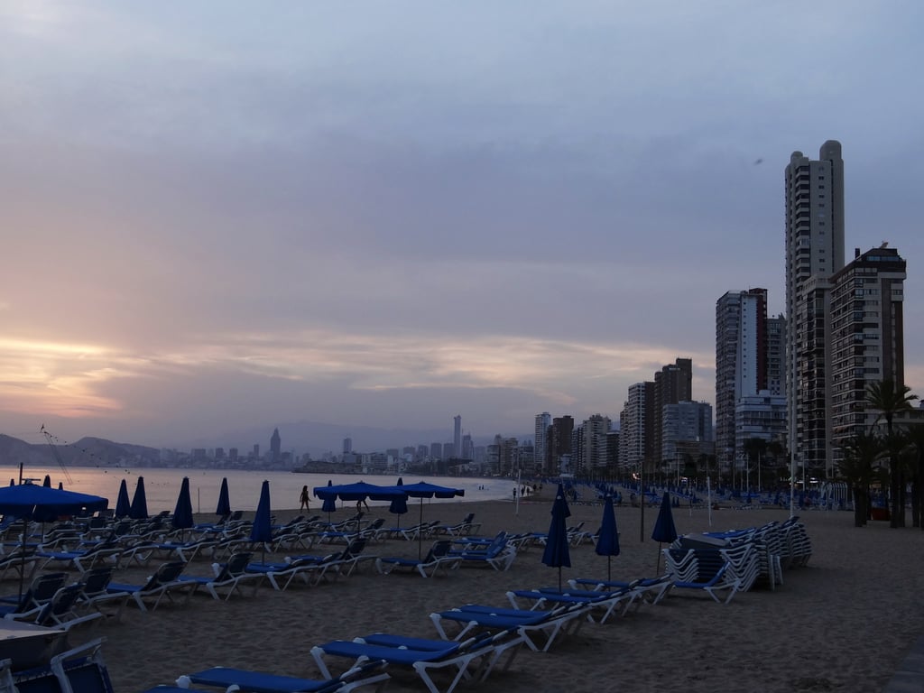 Rascacielos de la playa del Levante - Qué ver en Benidorm en familia