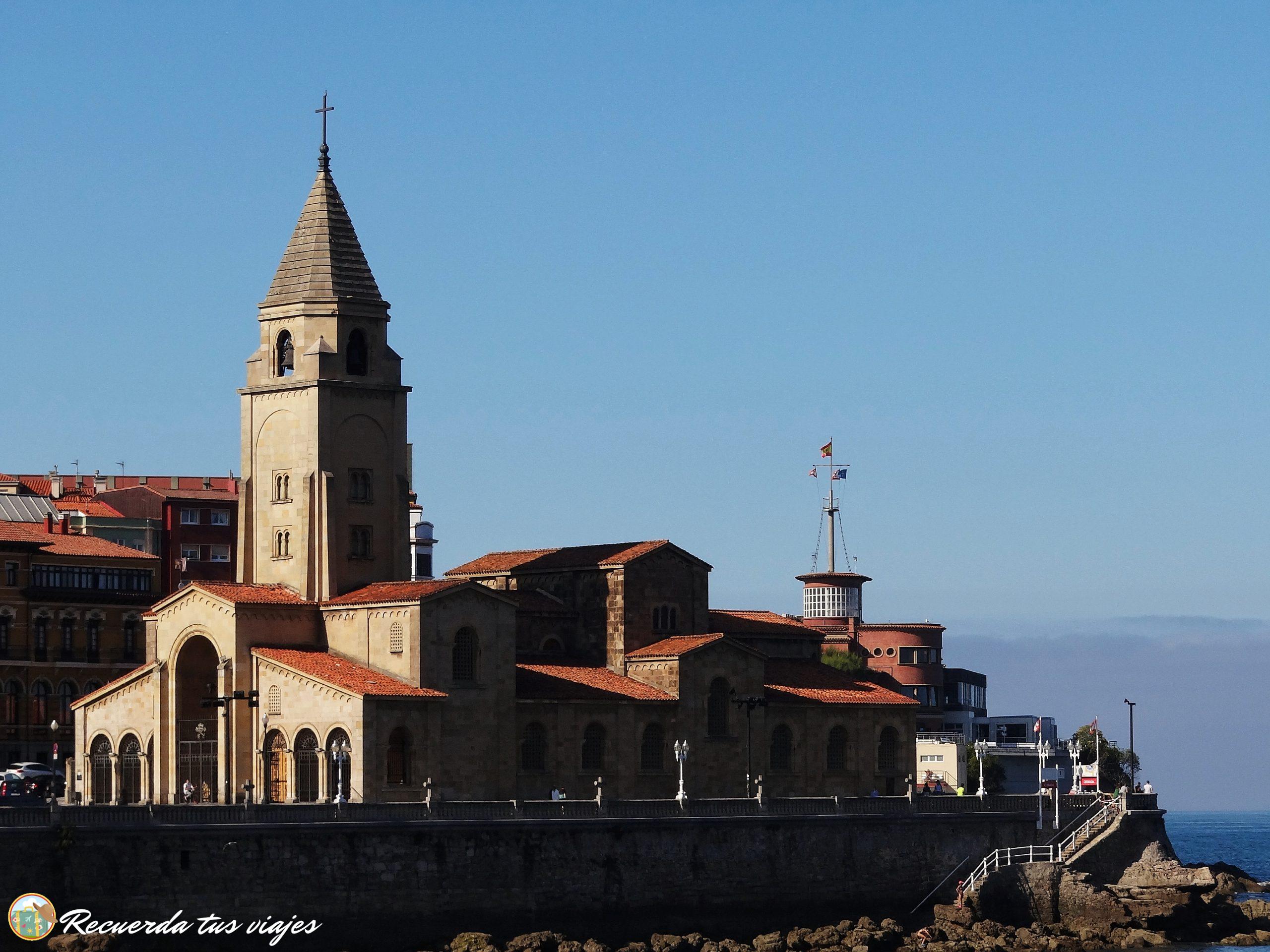 Iglesia de San Pedro - Qué ver en Gijón en 1 día