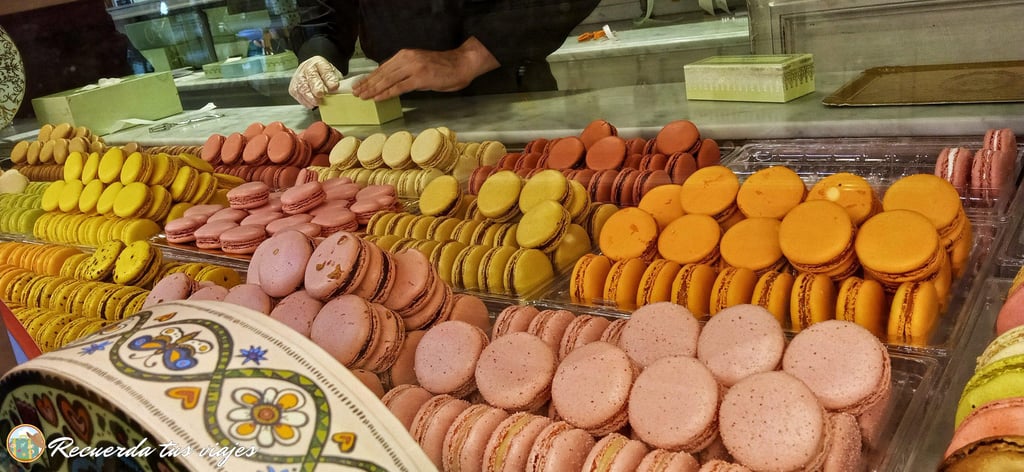 Macarons Laduree