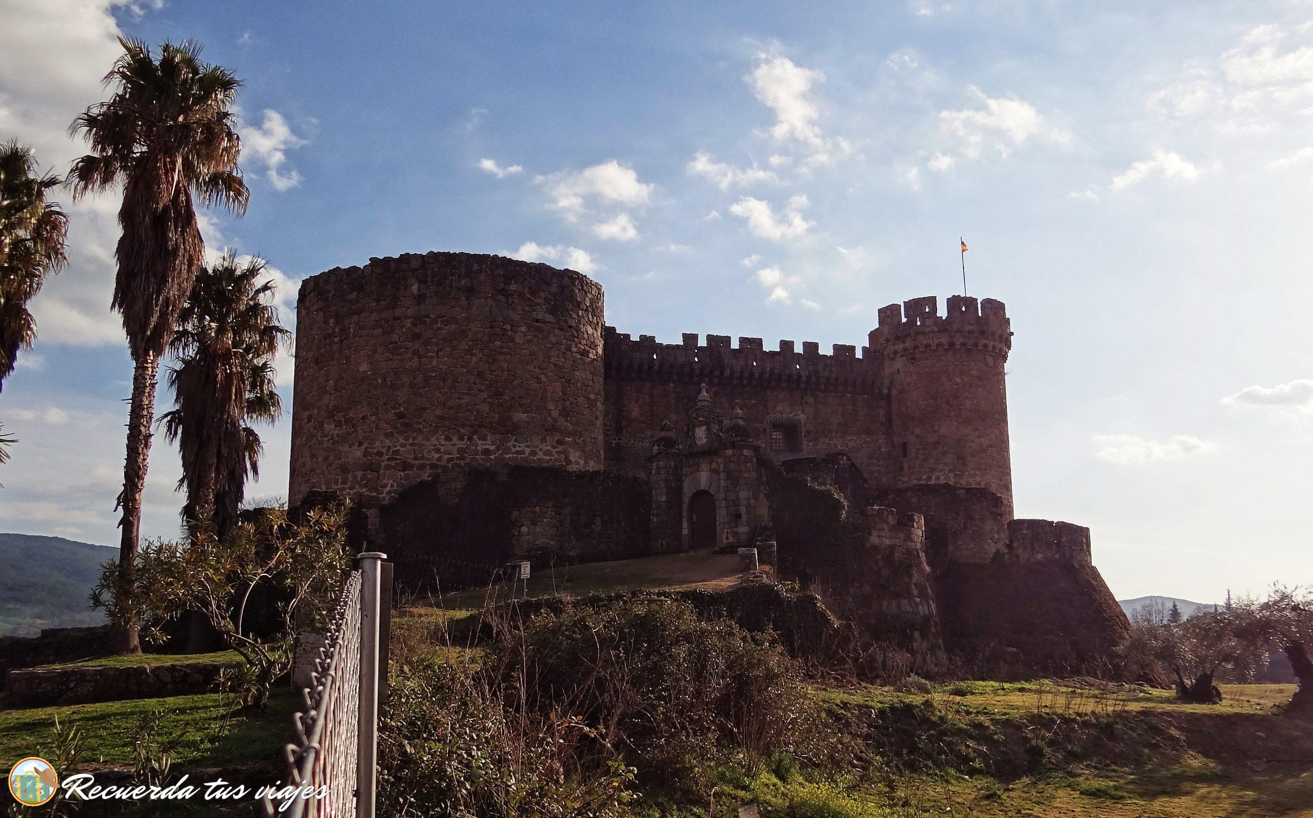 Castillo de Mombeltran - Ruta de 2 días en coche por Ávila