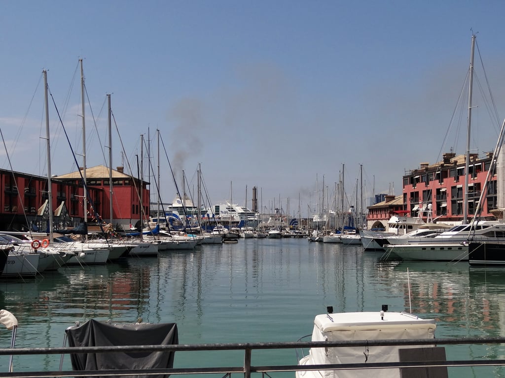 Puerto Antiguo de Génova