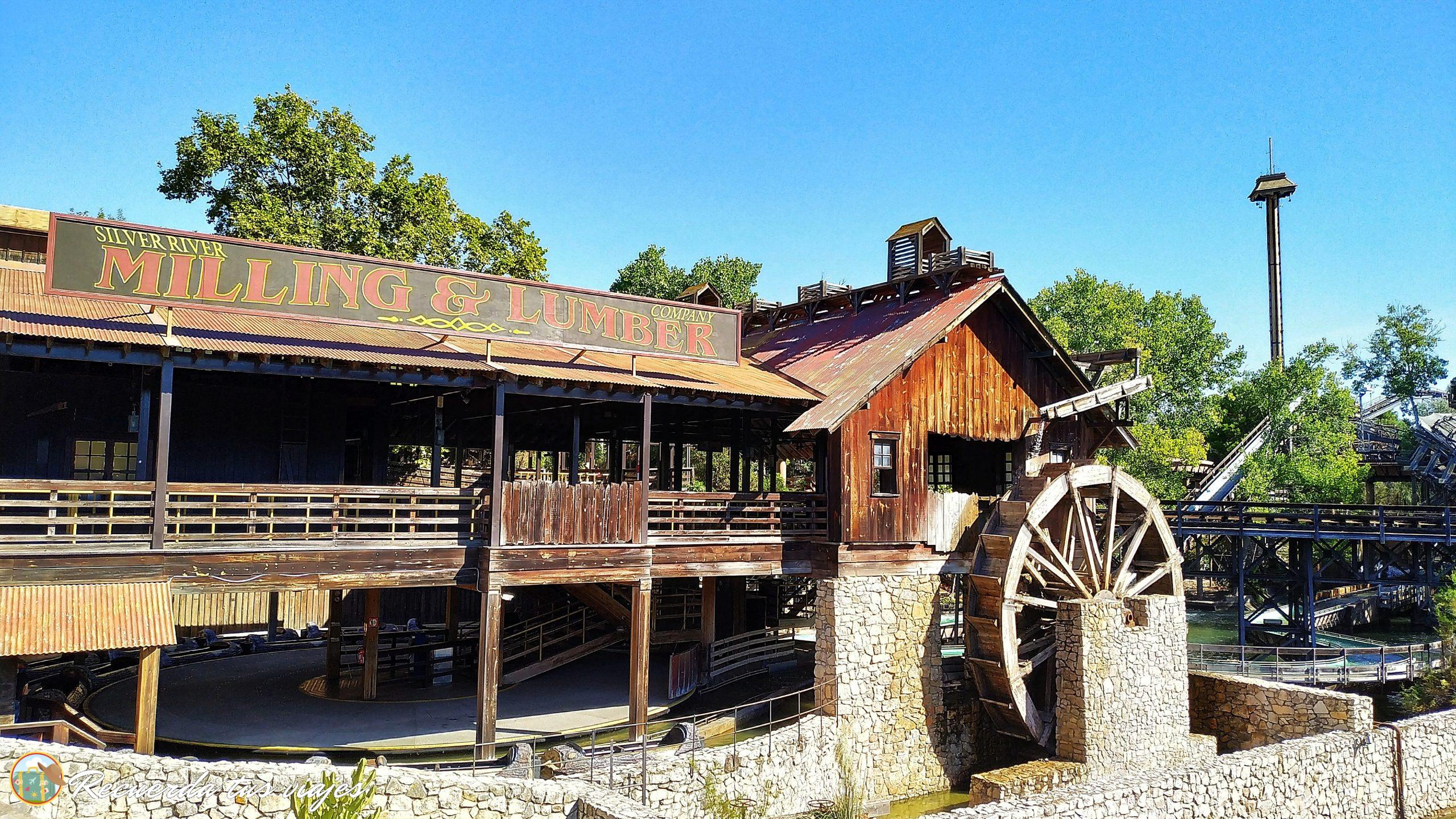 Qué ver en PortAventura - Atracción Silver River Flume