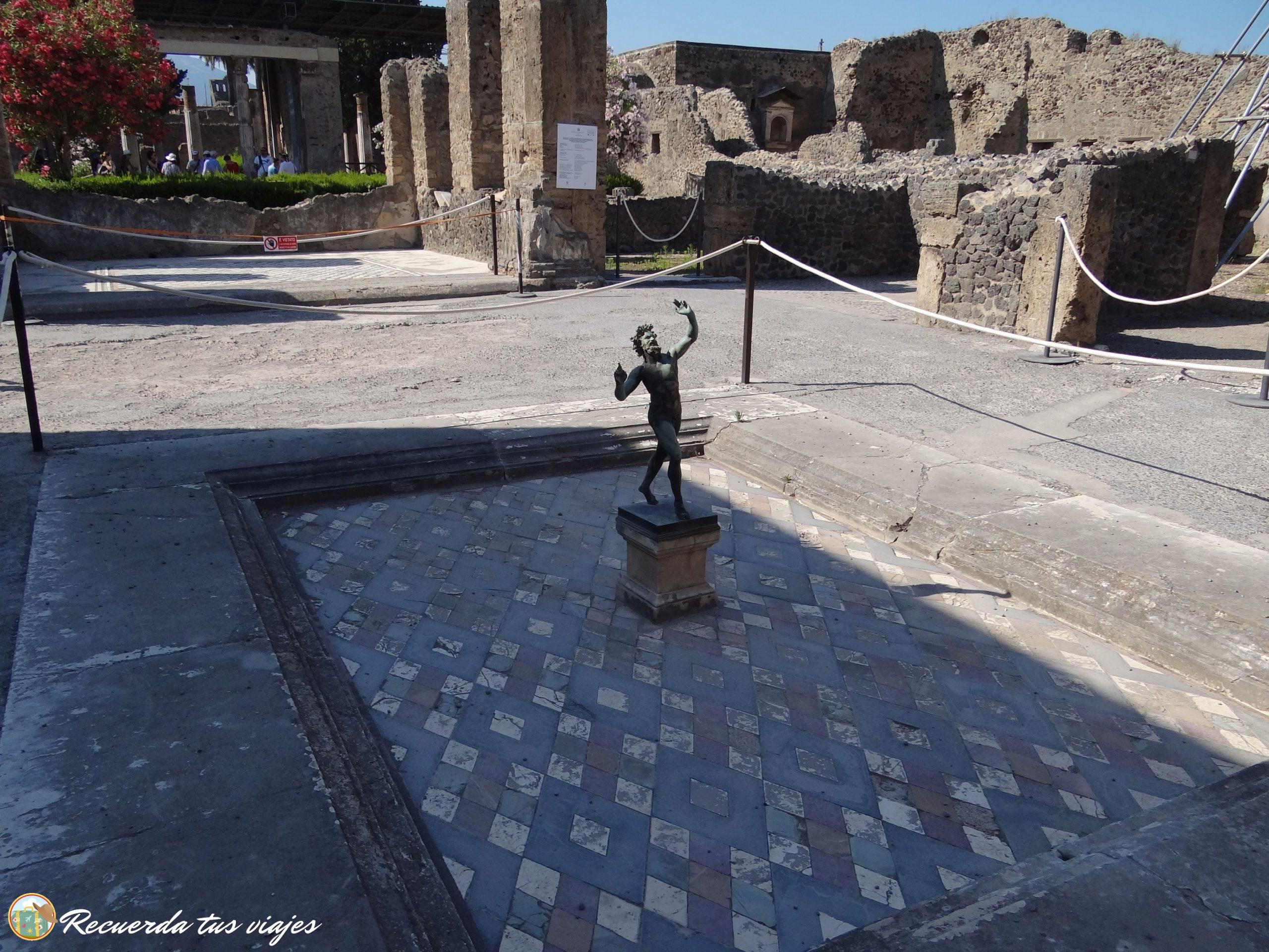 Casa de la fuente pequeña