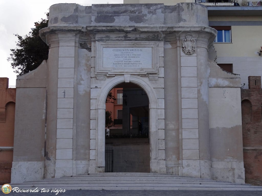 Puerta de Livorno - Visitar Civitavecchia desde el crucero