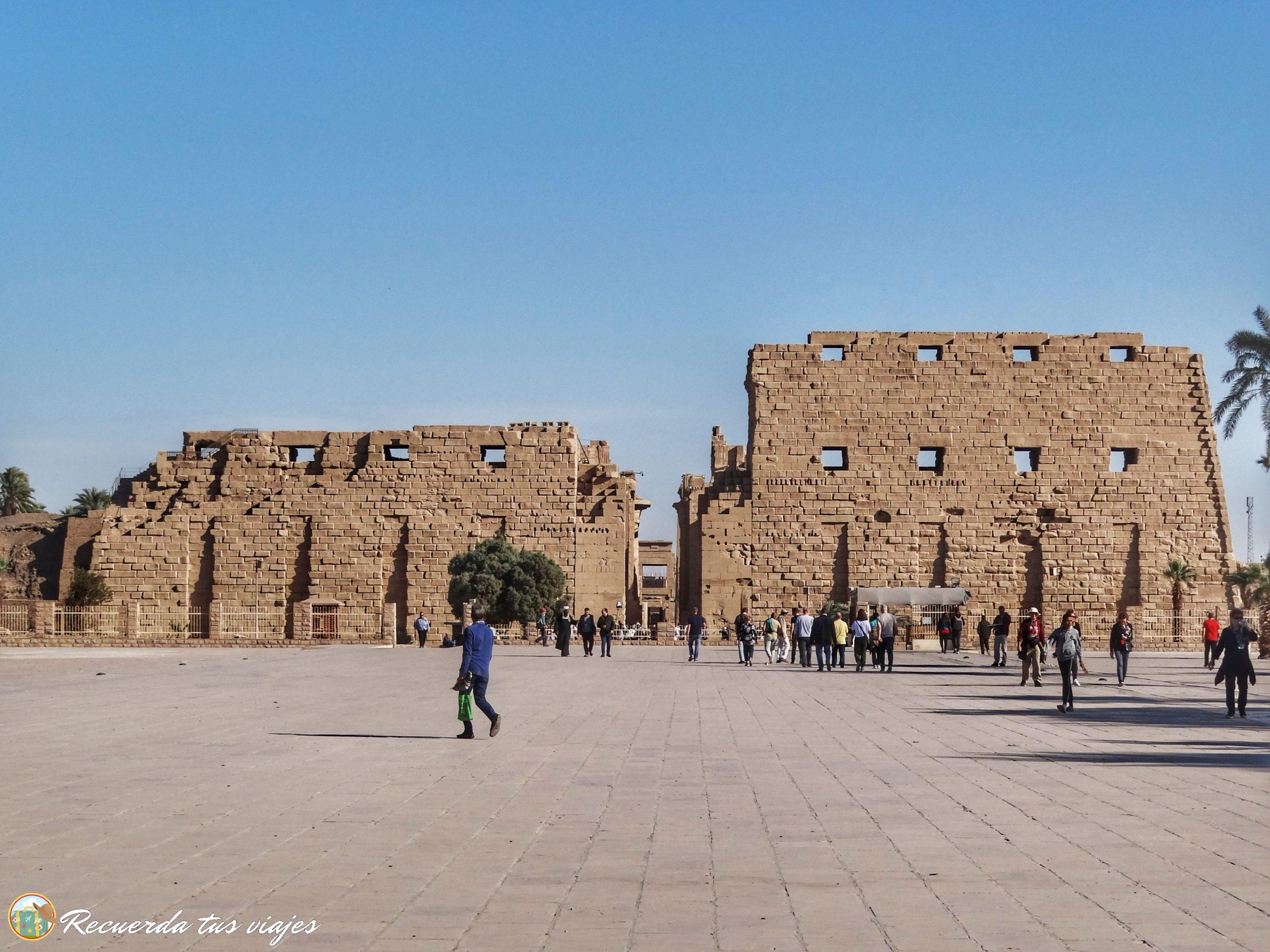 Entrada del Templo de Karnak