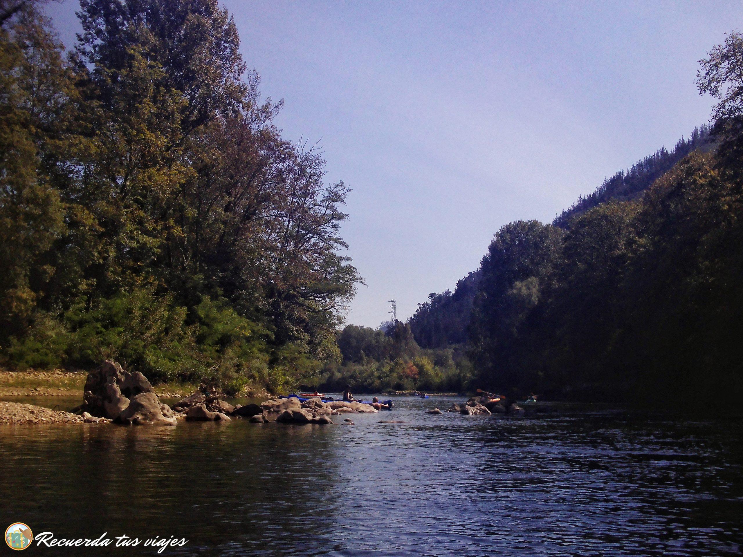 Recorrido tranquilo - Descenso del río Sella en kayak