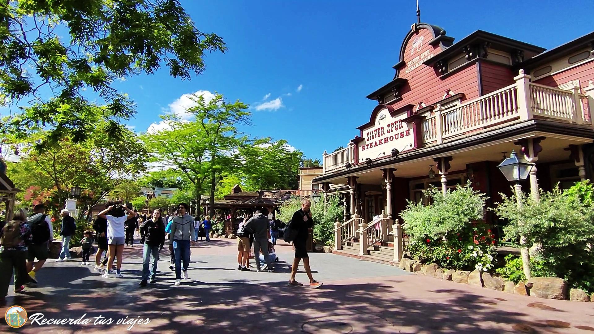 Silver Spur Steakhouse - Historia de Frontierland en Disneyland París