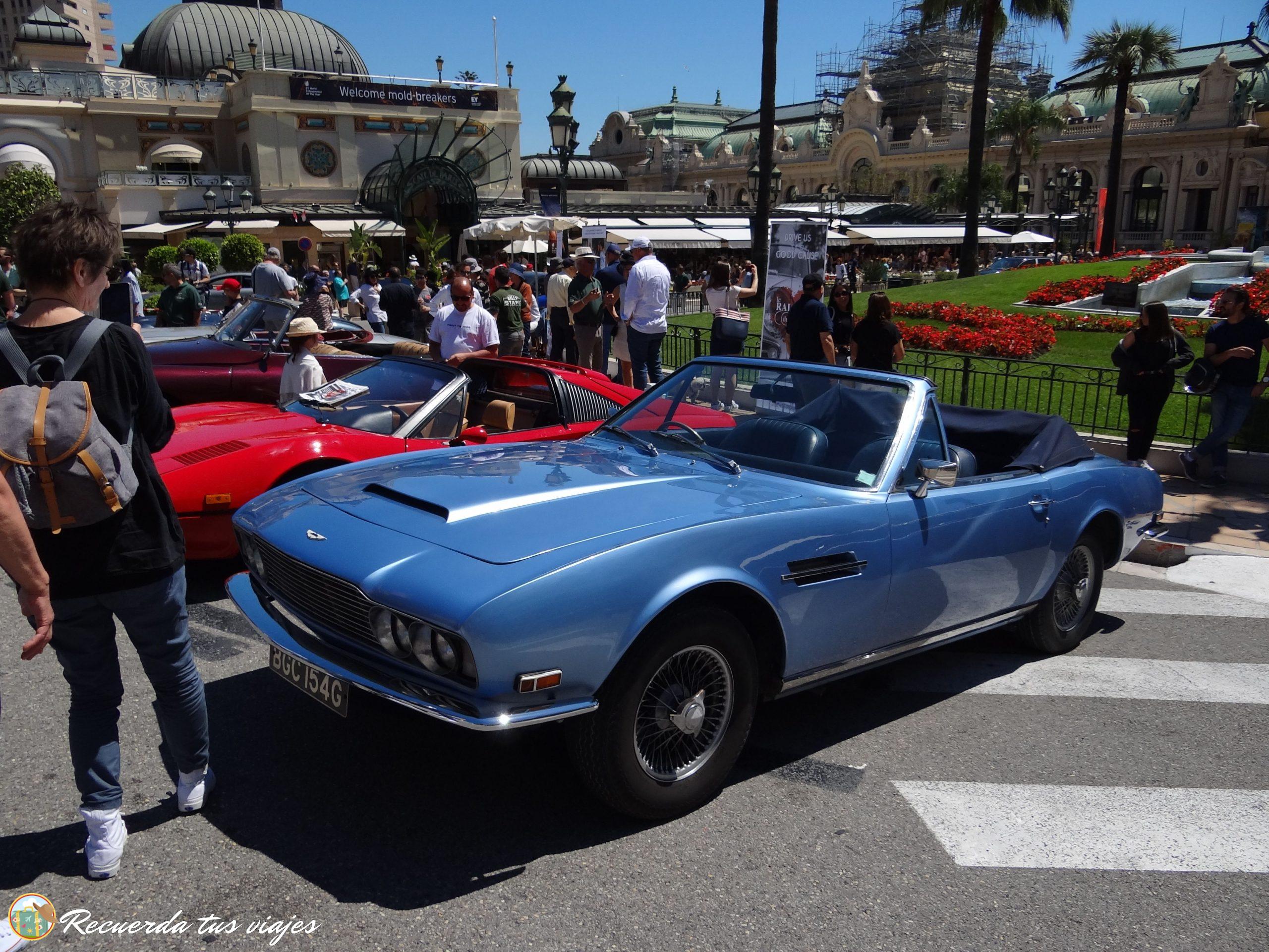 Coches rotonda del casino
