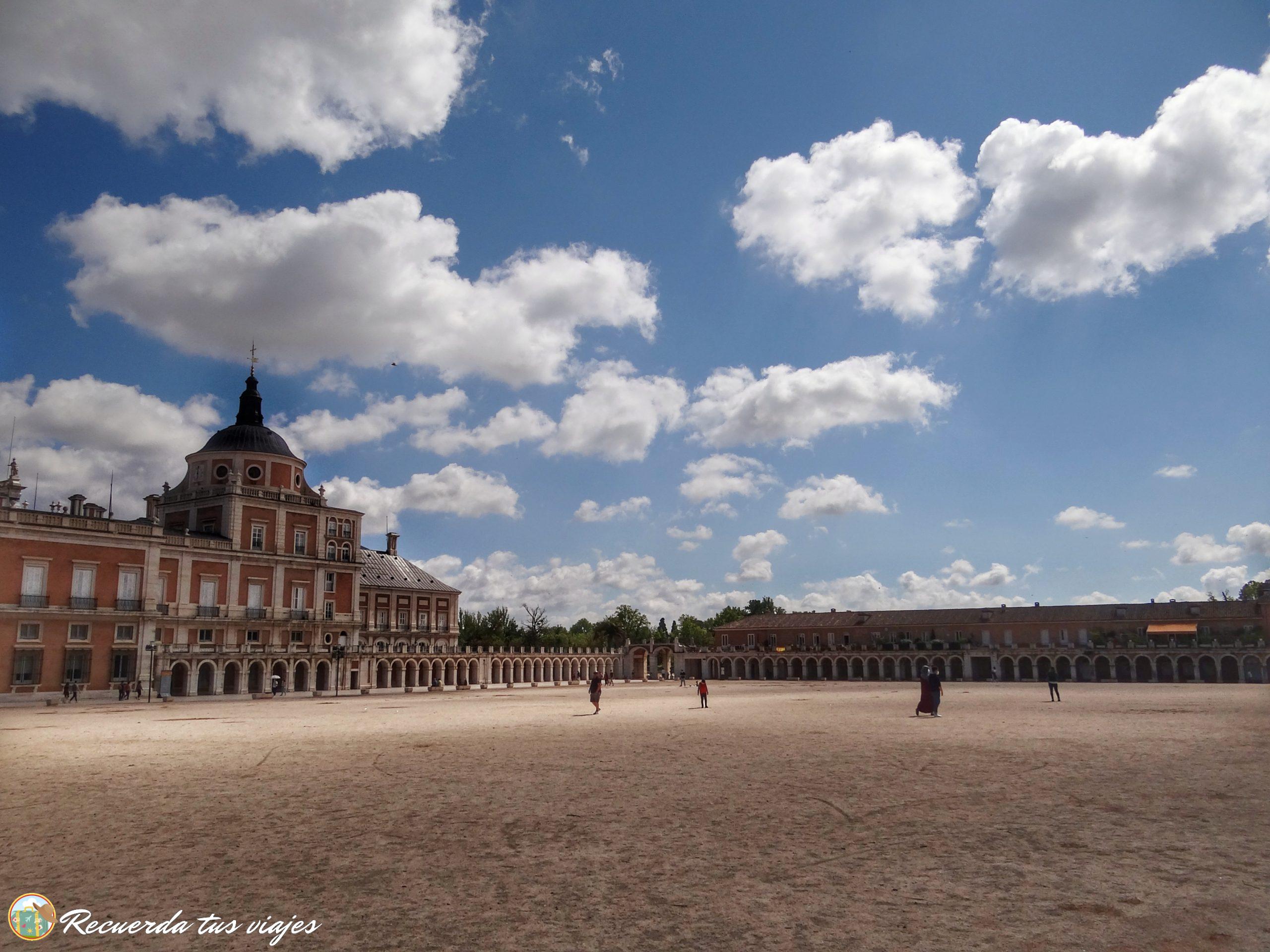 Palacio y Casa de Oficios y Caballeros -Visitar Aranjuez en un día