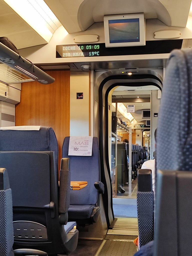 Interior del tren - Cómo viajar en Renfe con niños