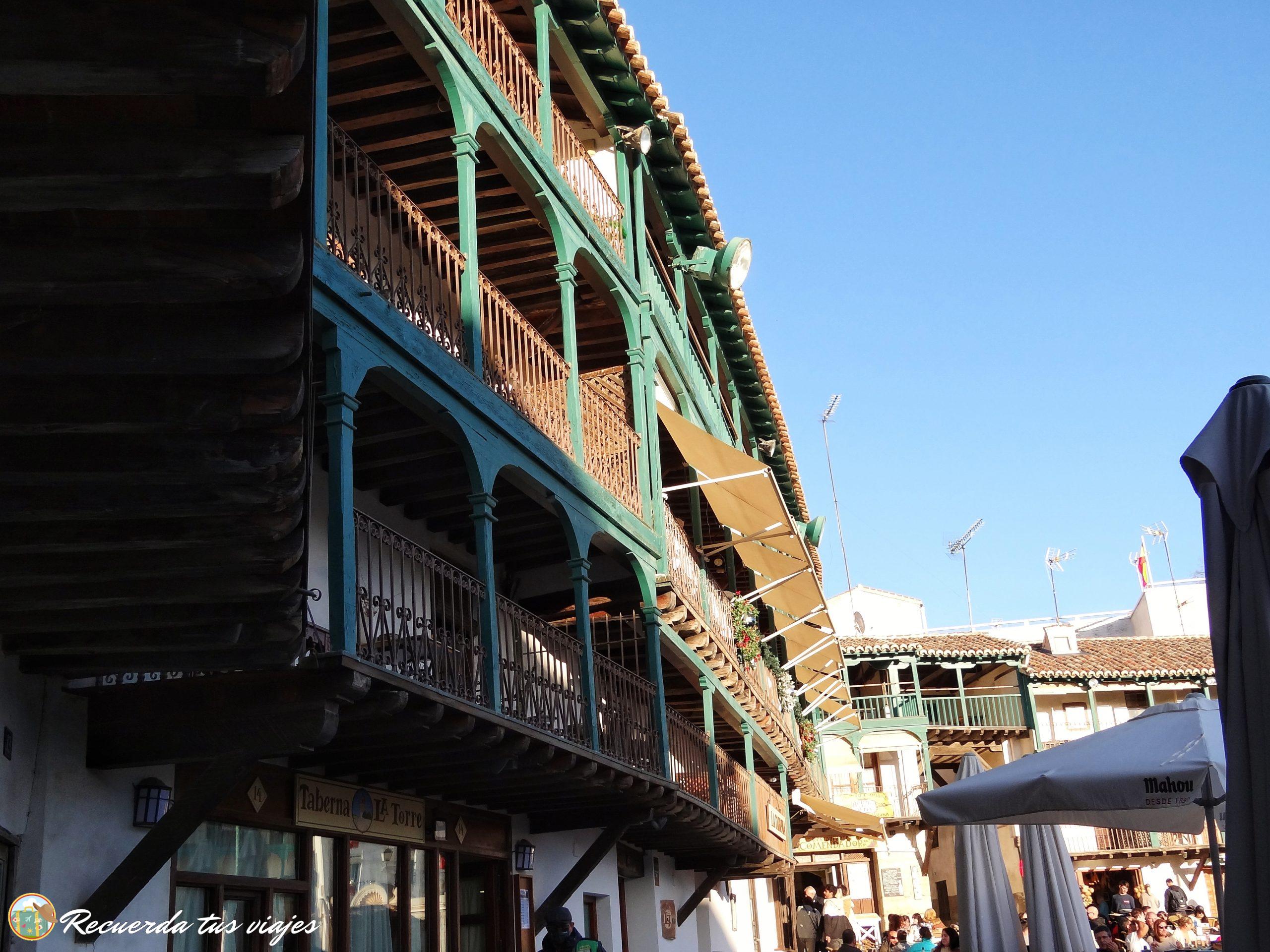 Balcones de la Plaza Mayor - Qué ver en Chinchón en 1 día