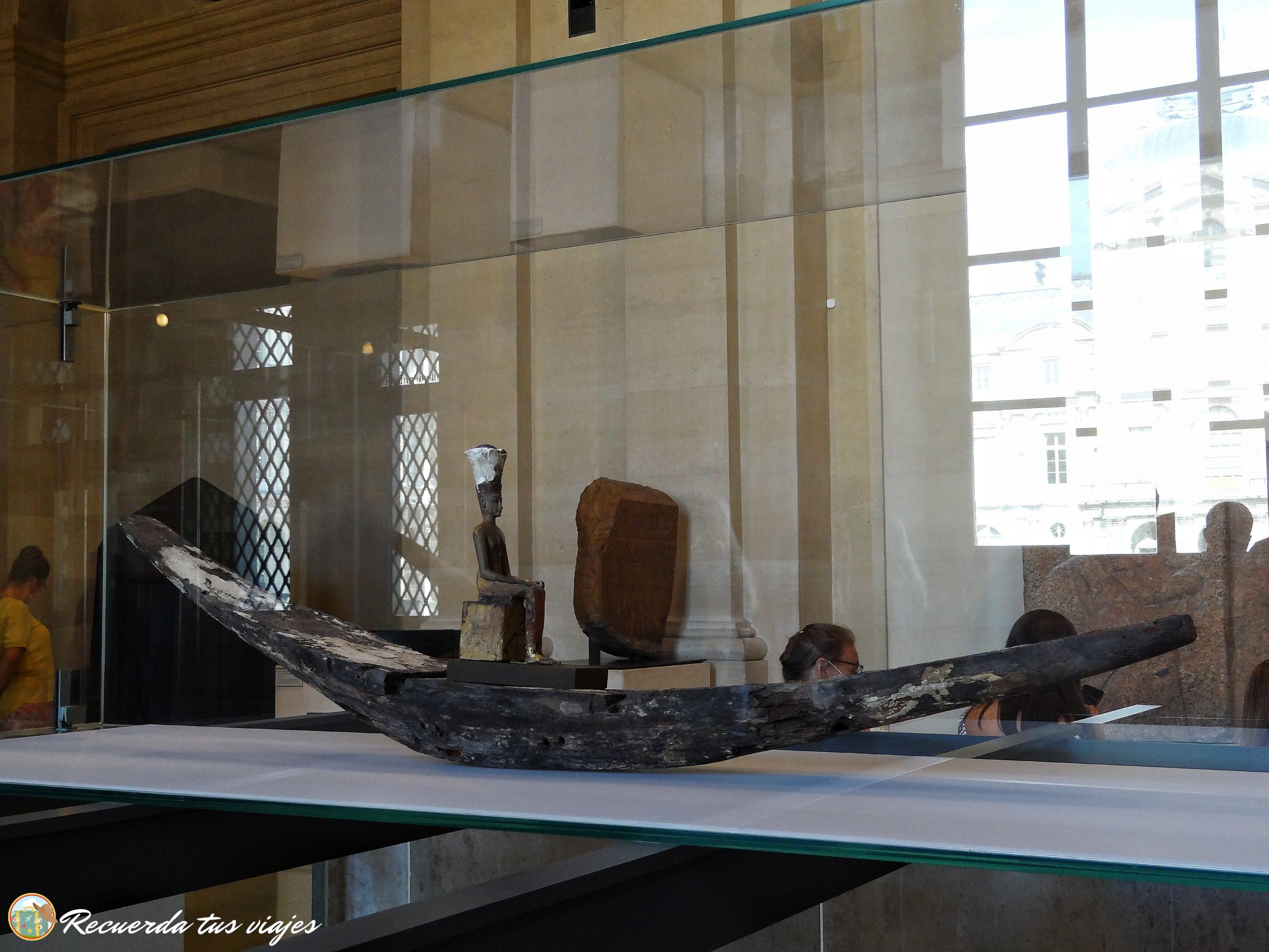 3 horas en el Museo del Louvre - El barco de la diosa Anouket