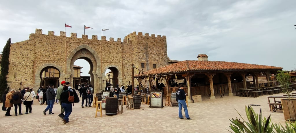 El Arrabal - Qué ver en Puy du Fou Toledo