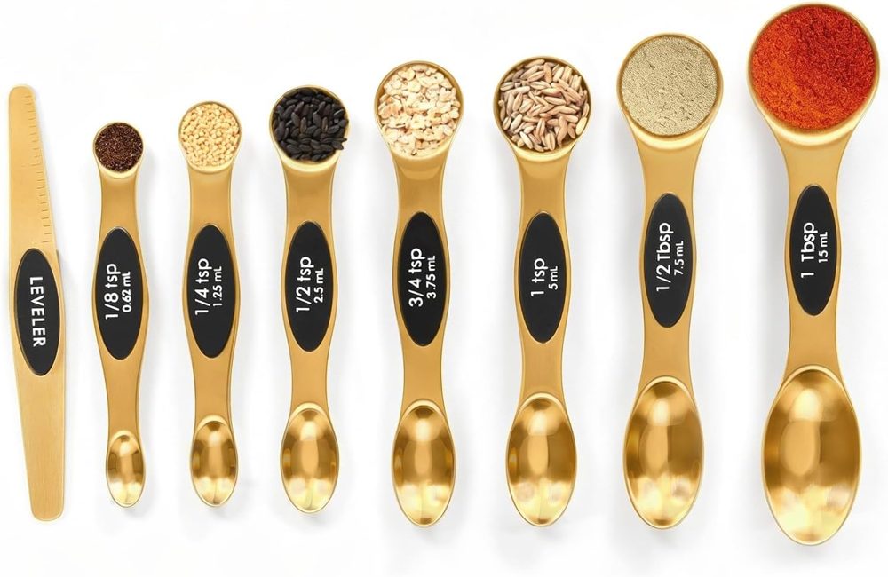 Magnetic stainless steel measuring spoons set