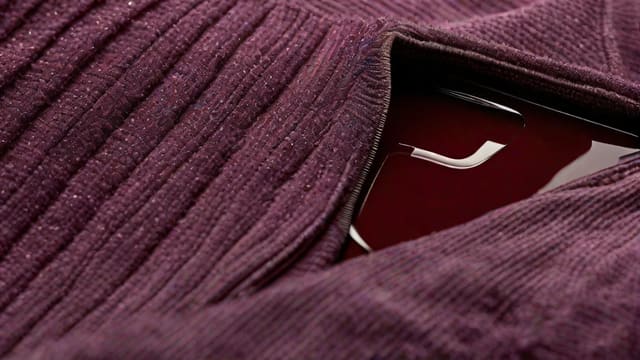 How To Remove Wine Stains From Clothes