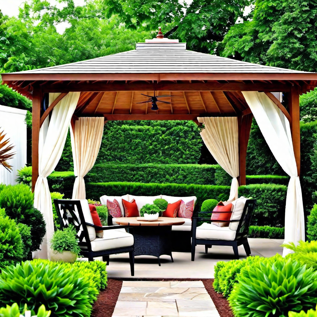 Secret Garden: Patio Ideas with Lush Greenery