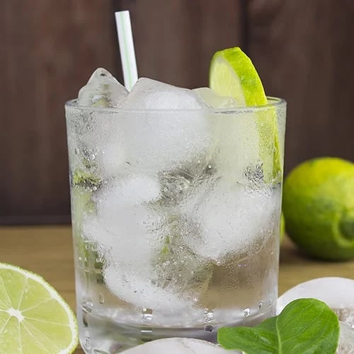 vodka seltzer with lime