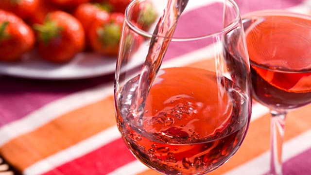 strawberry wine recipe