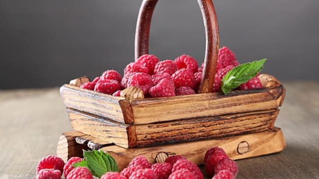 raspberry wine recipe