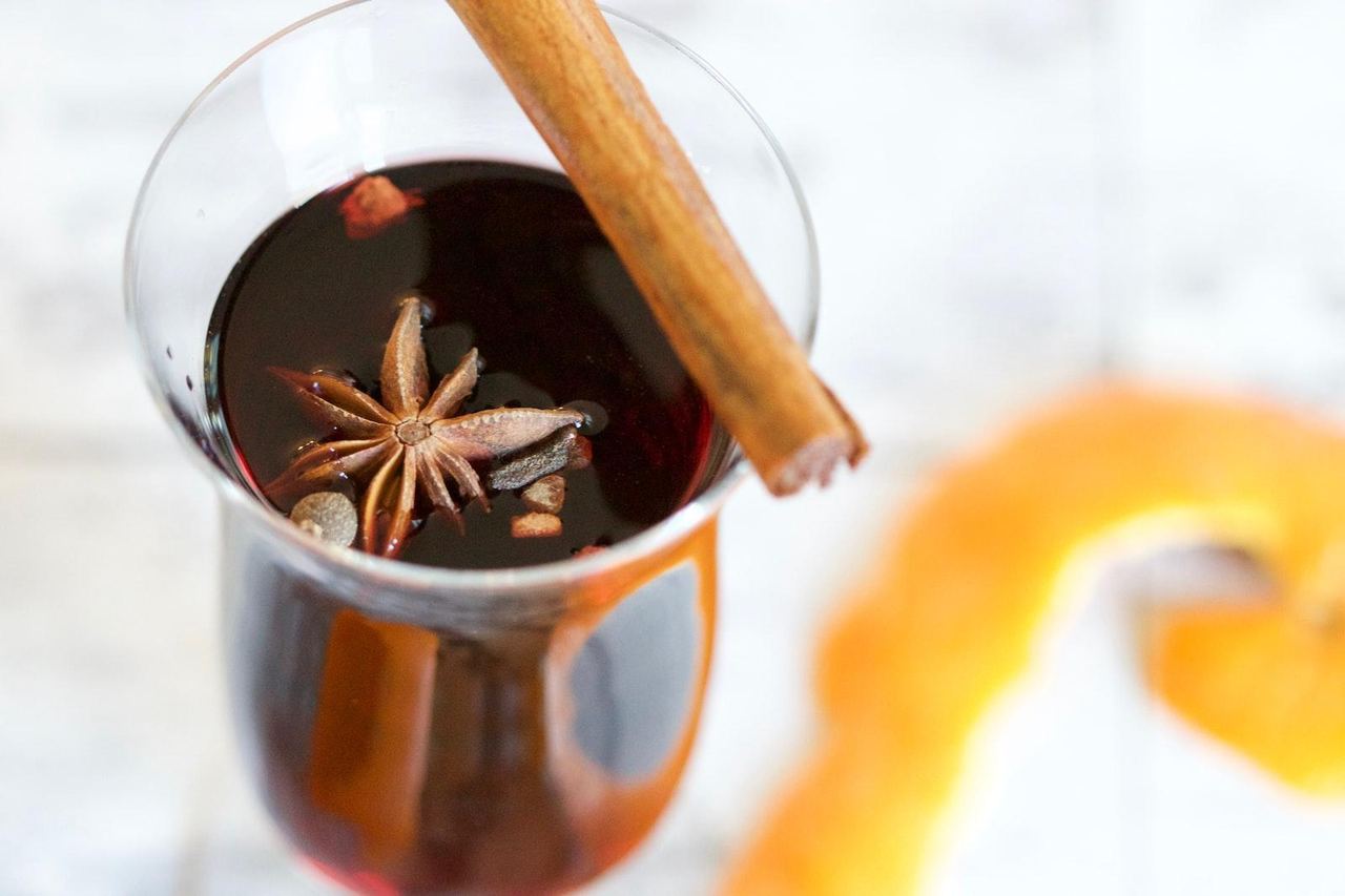 Crock Pot Mulled Wine