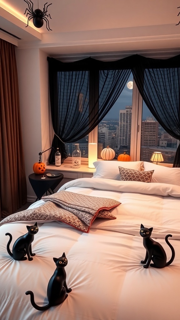Ein Schlafzimmer dekoriert für Halloween mit schwarzen Katzen, Kürbissen und einer Stadtansicht bei Nacht.