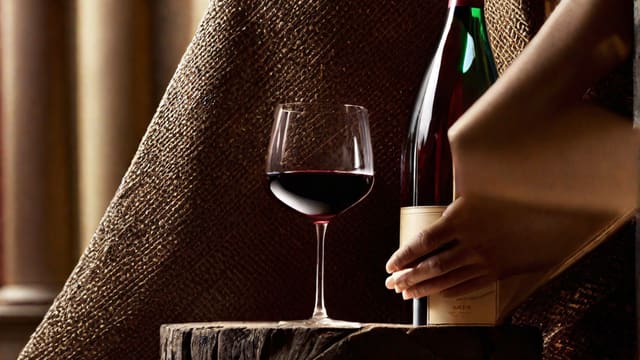 What Does Skin Contact Wine Mean